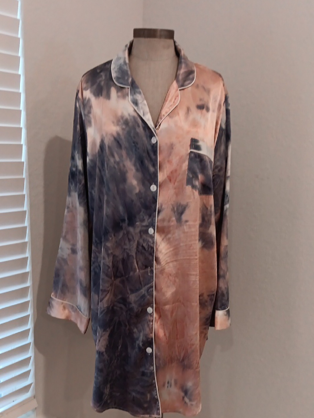 Tie-Dye Satin Button-Front Nightshirt in Peach & Slate
